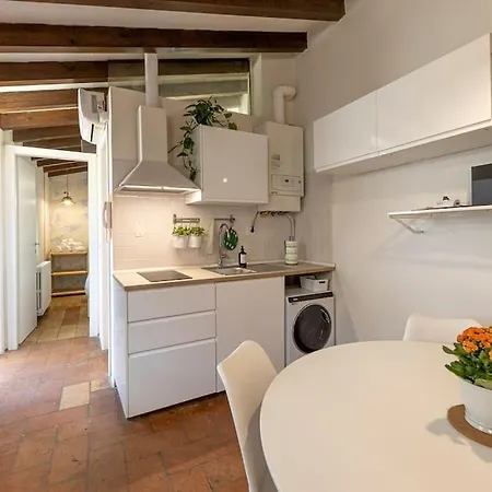 Antica Legnaia - All'aperto In Centro Storico *