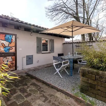 Apartment Antica Legnaia - All'aperto In Centro Storico Parma